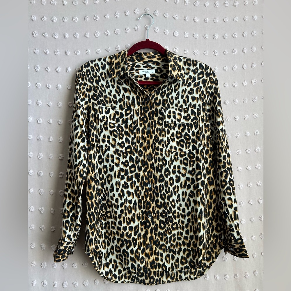 Equipment Femme 100% Silk Leopard Print Long Sleeve Button Down Sz S‎